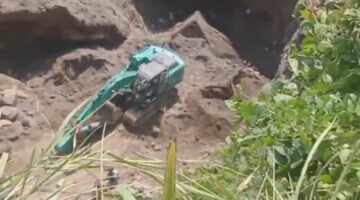 Dugaan Galian C Ilegal di Cepogo Kian Terang-Terangan, Puluhan Dump Truck Antre Angkut Pasir, Legalitas Dipertanyakan