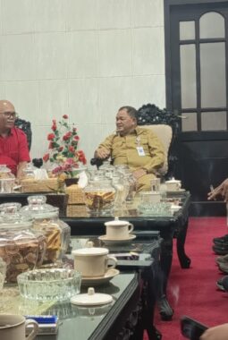 Audiensi dengan Bupati H. Ngesti Nugraha, Warga Candirejo Sampaikan Sejumlah Keluhan Terkait Tata Kelola Kelurahan