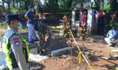 Curiga ada kain kafan di gundukan tanah didekat makam keluarga, warga Bawen lapor ke Polisi.