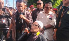 DEMO KEDUA KASUS MANDIRI TASPEN PURWOKERTO: NASABAH TETAP TUNTUT PEMBATALAN KREDIT