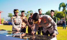 Kapolda Jateng Kukuhkan Peningkatan Tipe Polresta Batang, Tegaskan Peningkatan Status Harus Diiringi Pelayanan yang Semakin Profesional dan Responsif