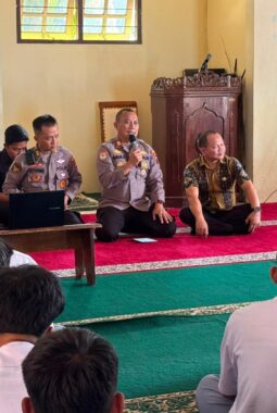 Bekali Generasi Muda di Era Digital, Polres Kendal Gelar Pengimbasan Pelatihan AI Bagi Ratusan Pelajar di Weleri