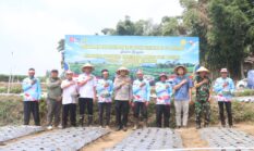 Dukung ketahanan pangan, Polres Semarang tanam bawang varietas unggul.
